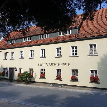 Kottmarschenke - Gaestezimmer Und Ferienwohnung Am Kottmar Екстериор снимка